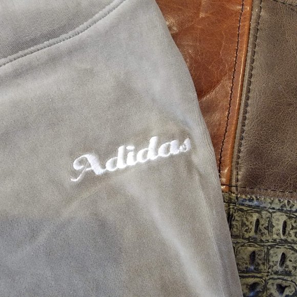 Adidas Velour Straight Leg Track Pants Size 2XL ~ NEW with Tags!! - Picture 3 of 16